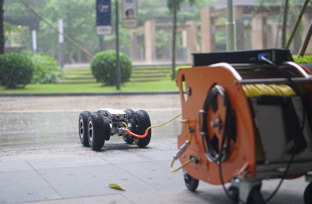 后白管道检测机器人