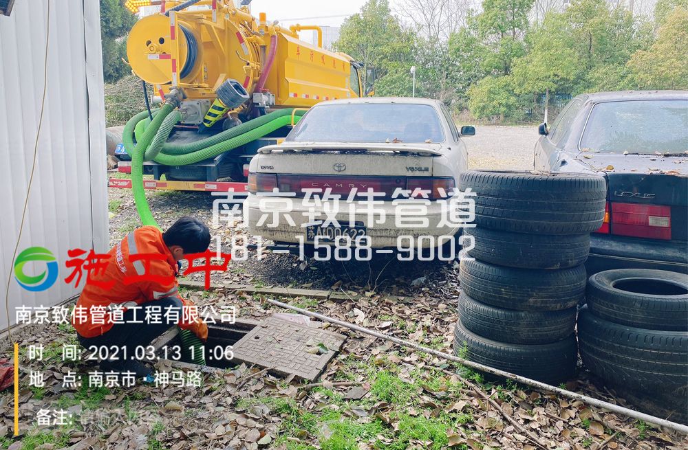 321后白工厂清掏化粪池